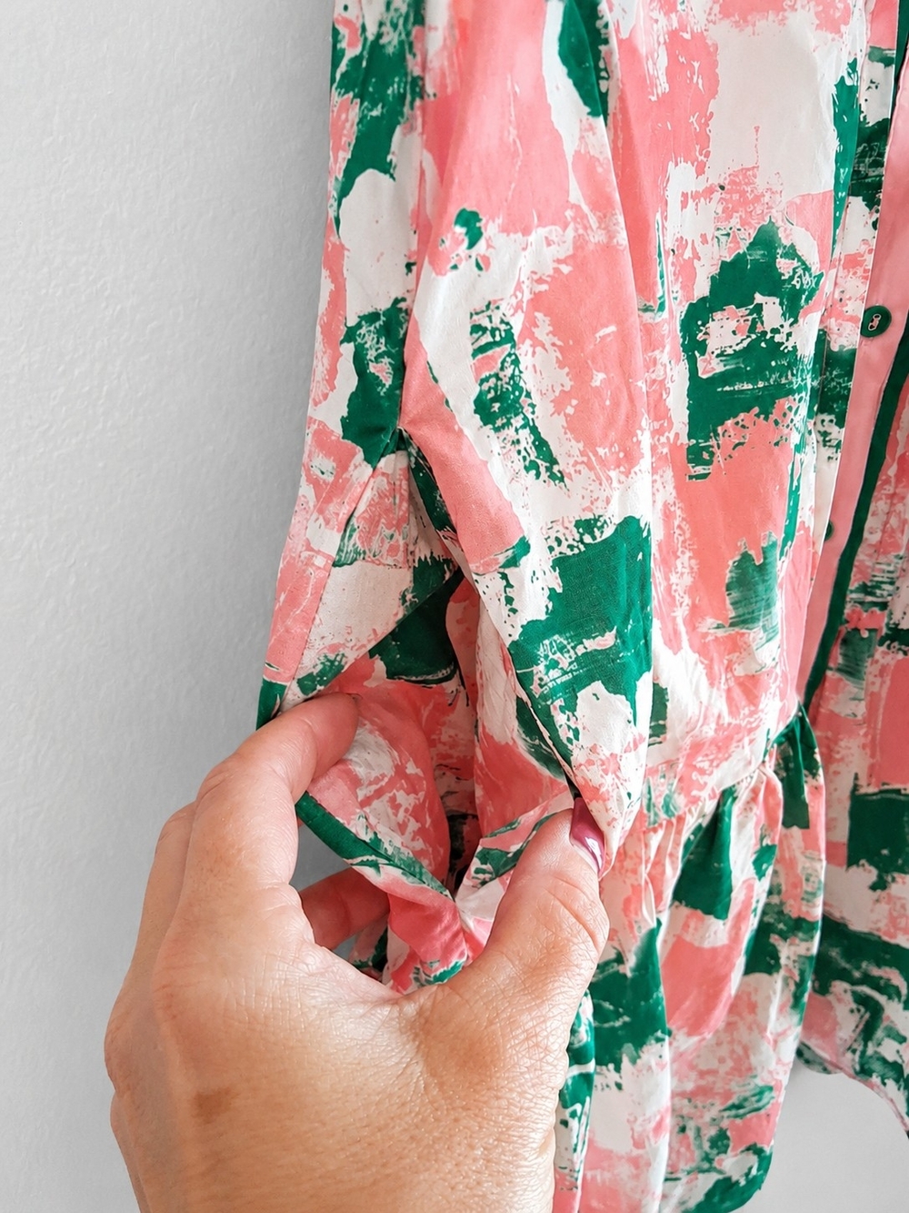 Entro Pink Green Abstract Print Pintuck Button Front Mini Dress M Boho Preppy - Picture 6 of 12